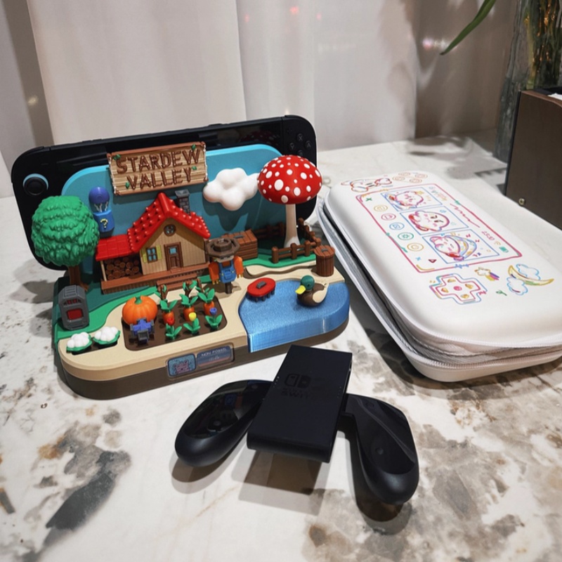 Gaming Console In - حامل شحن زخرفي بتصميم Stardew Valley