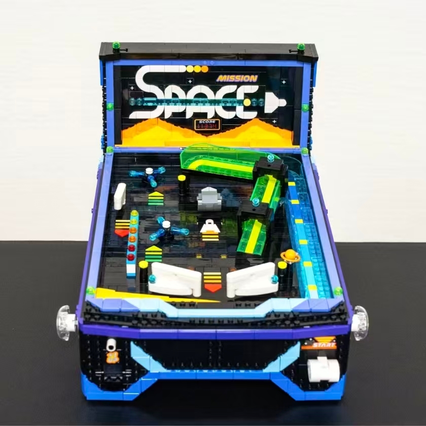 2274 قطعة من ألعاب الفيديو الق - مراجعة Gaming Console Lego وسعره