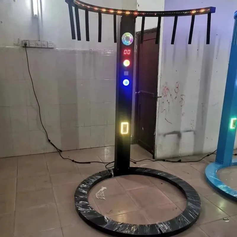 وحدة تحكم ألعاب داخلية جديدة ا - مراجعة Gaming Console Design وسعره