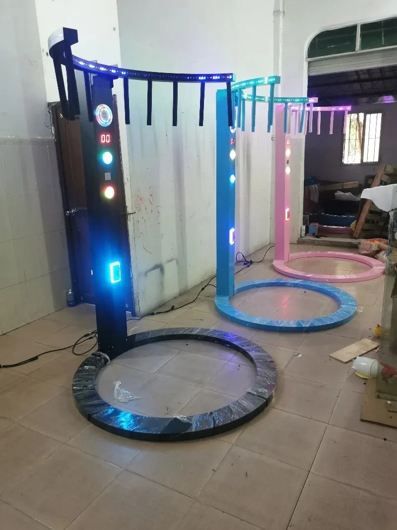 وحدة تحكم ألعاب داخلية جديدة ا - مراجعة Gaming Console Design وسعره