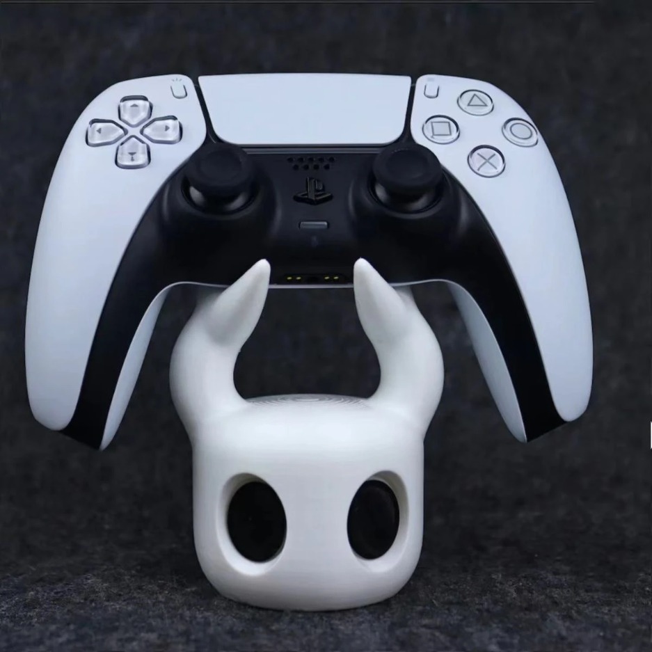 حامل تحكم ألعاب بتصميم شبح كرت - مراجعة Gaming Console In وسعره