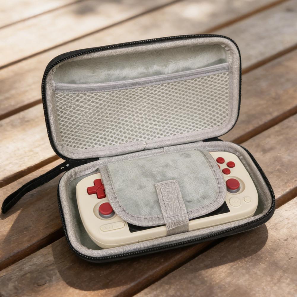 حقيبة حمل لجهاز أيانيو بوكيت م - مراجعة Gaming Console Ayaneo وسعره